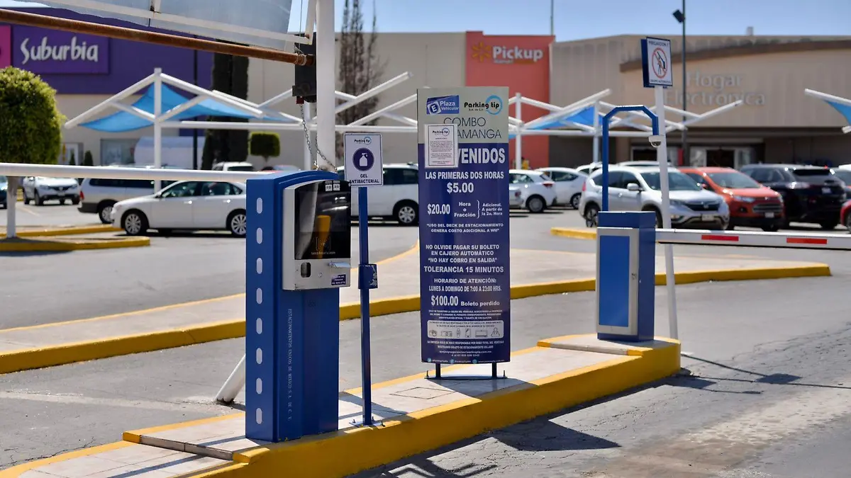 plazas comerciales estacioamiento estacionamientos